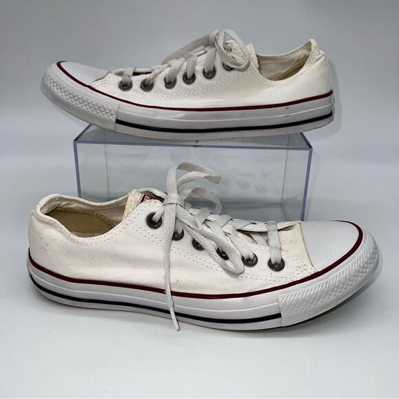 Converse Low Top Unisex Lace Up Canvas White Sneakers Size 6 Men's/8 Women's - Picture 1 of 7